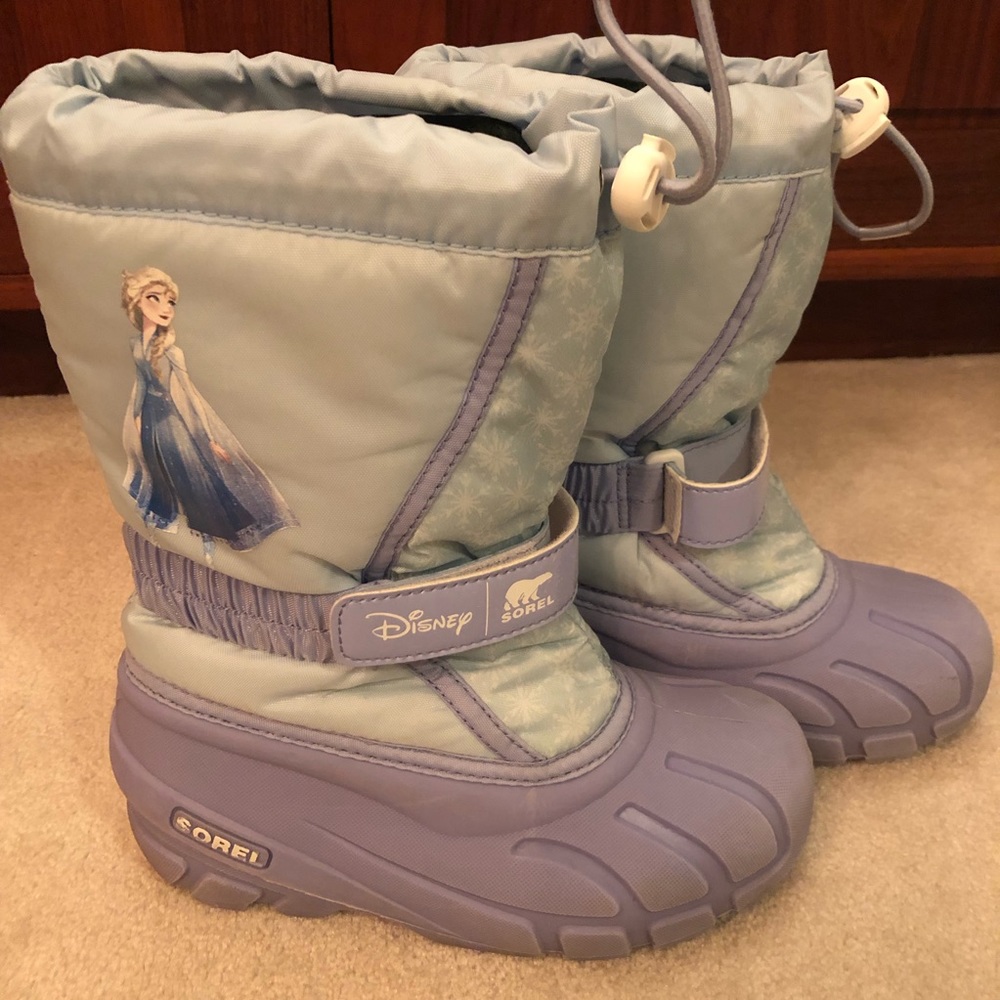 Sorel x Disney Frozen Elsa snow boots